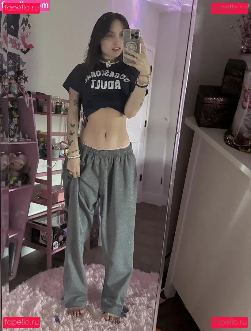 beebee Onlyfans Photo Gallery 