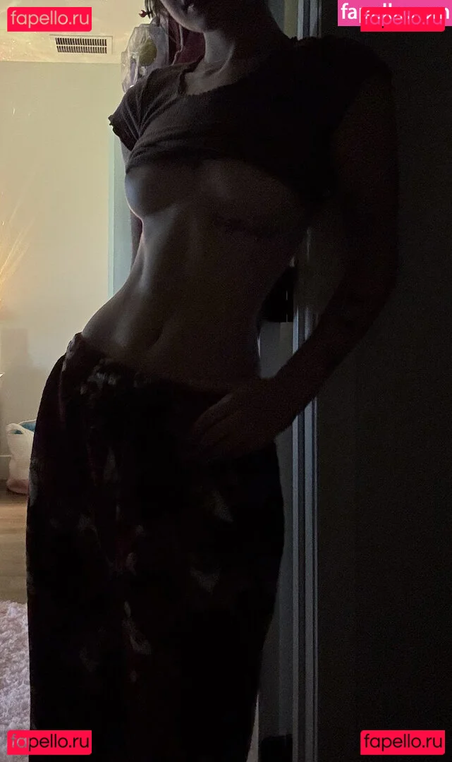 beebee Onlyfans Photo Gallery 