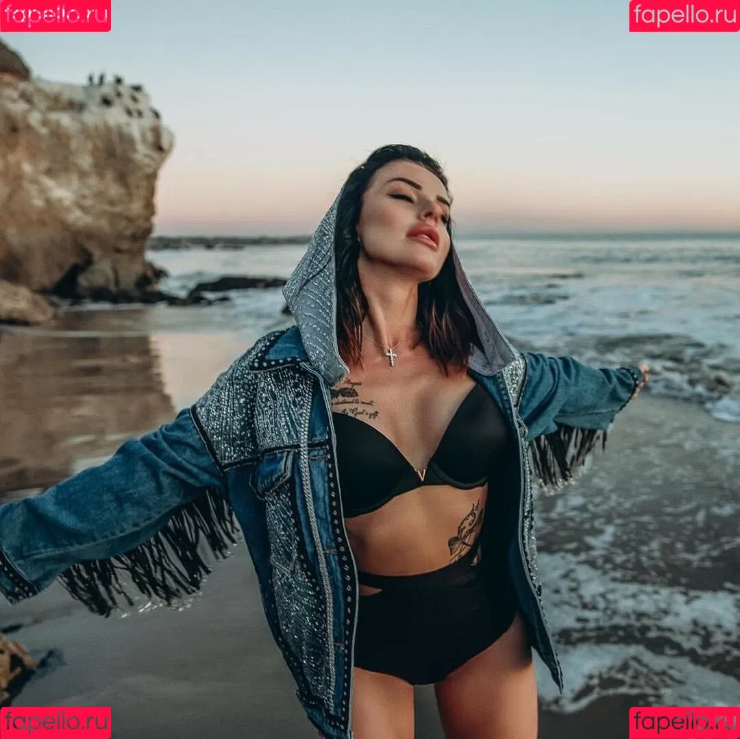 t.A.T.u. Onlyfans Photo Gallery 