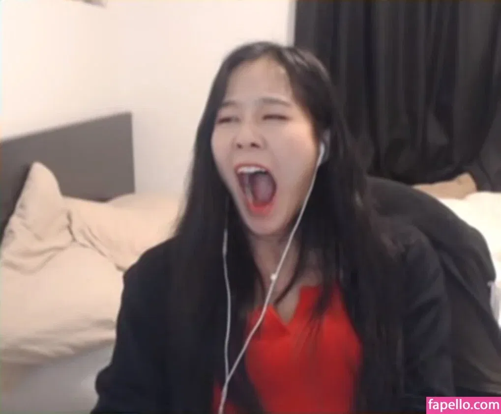 39daph Onlyfans Photo Gallery 