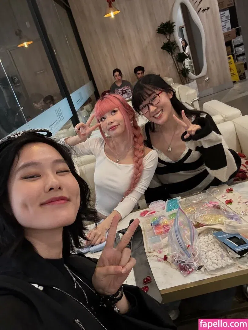 39daph Onlyfans Photo Gallery 