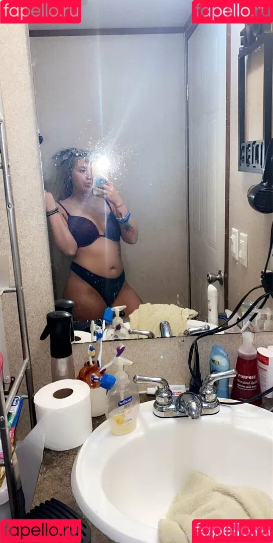 blondiebshortt Onlyfans Photo Gallery 