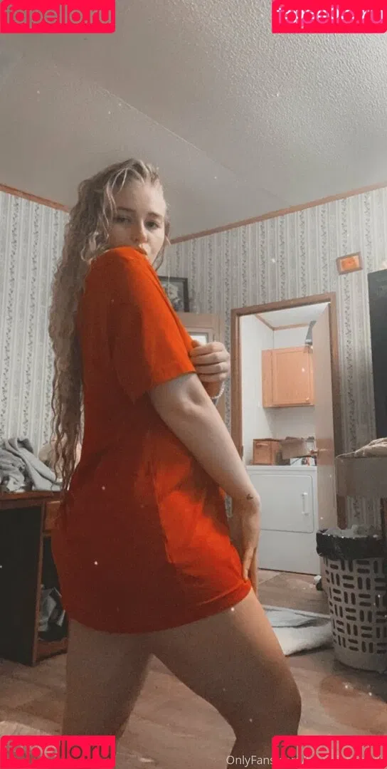 blondiebshortt Onlyfans Photo Gallery 