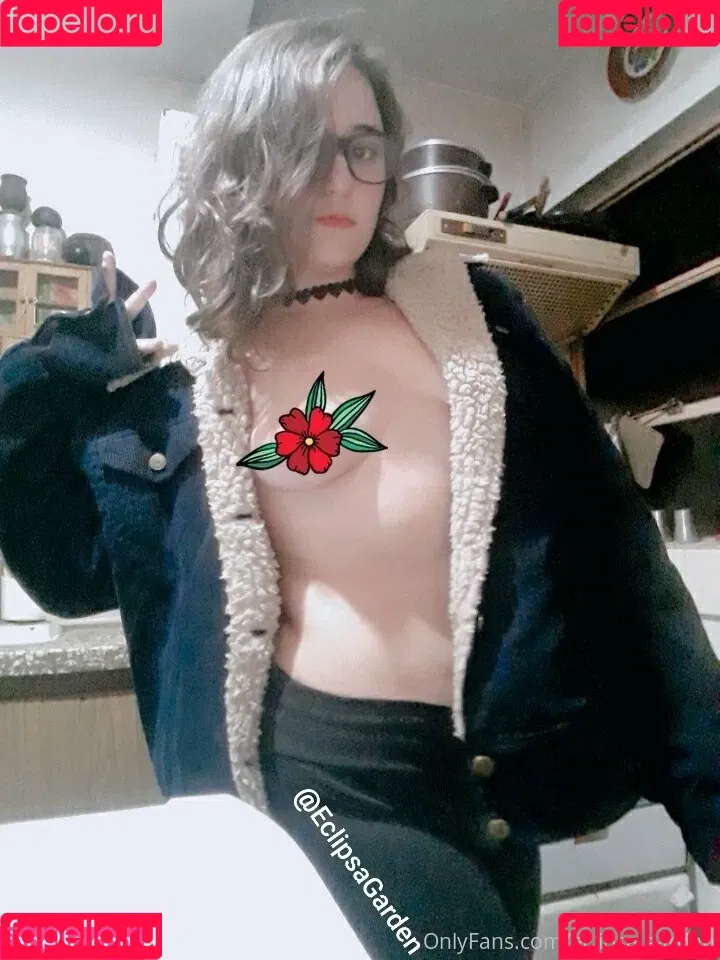 eclipsa.garden Onlyfans Photo Gallery 
