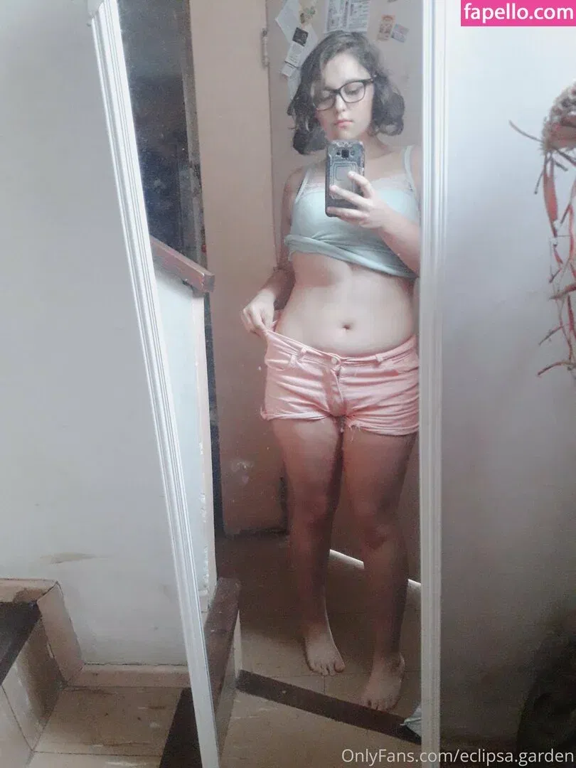 eclipsa.garden Onlyfans Photo Gallery 