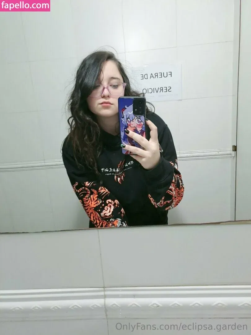 eclipsa.garden Onlyfans Photo Gallery 