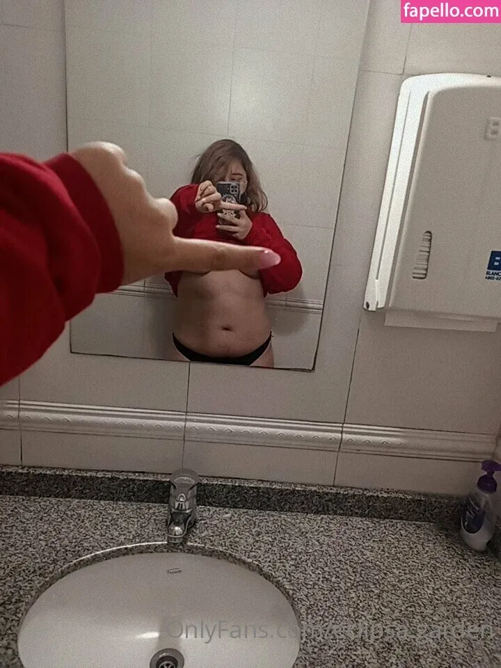 eclipsa.garden Onlyfans Photo Gallery 