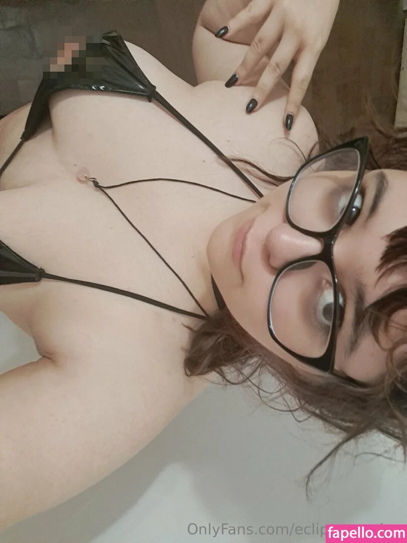 eclipsa.garden Onlyfans Photo Gallery 