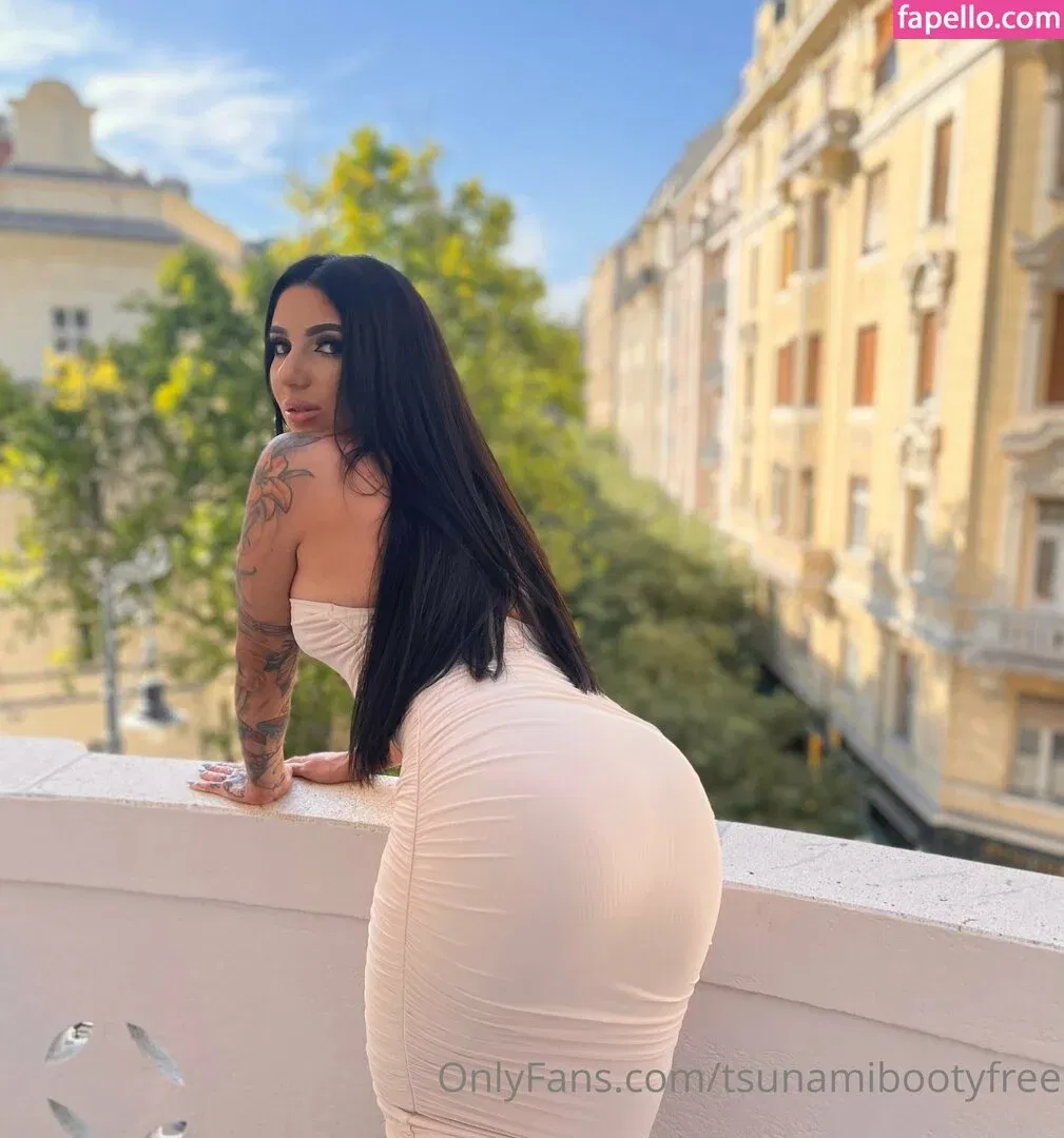 ellafitnessfree Onlyfans Photo Gallery 