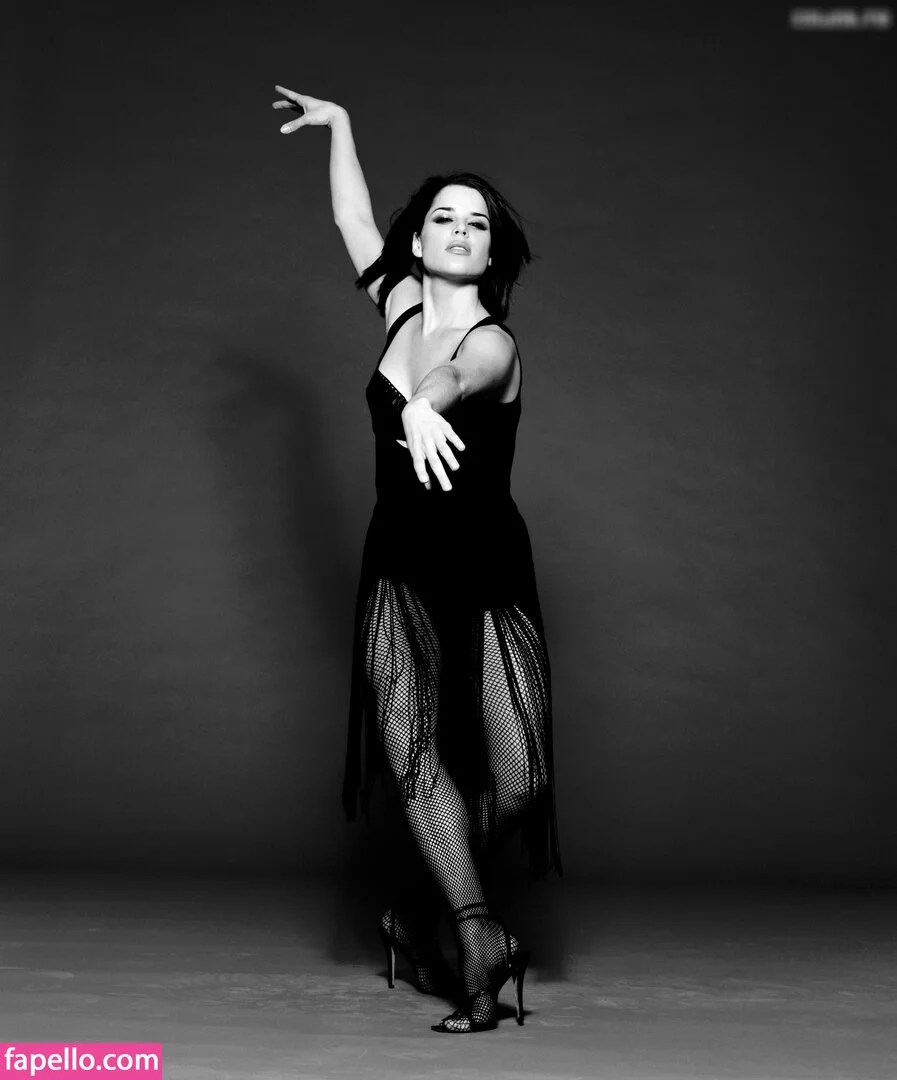 Neve Campbell Onlyfans Photo Gallery 