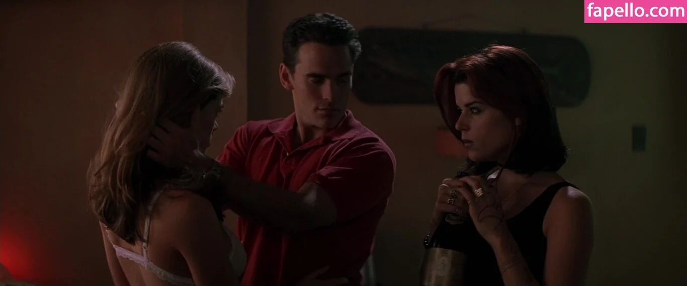 Neve Campbell Onlyfans Photo Gallery 