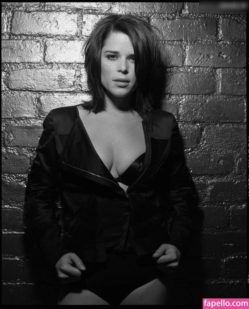 Neve Campbell Onlyfans Photo Gallery 