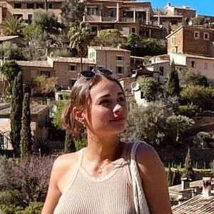 Helen Aurica Onlyfans Photo Gallery 