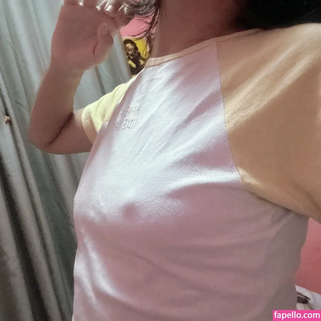 RingoRin Onlyfans Photo Gallery 