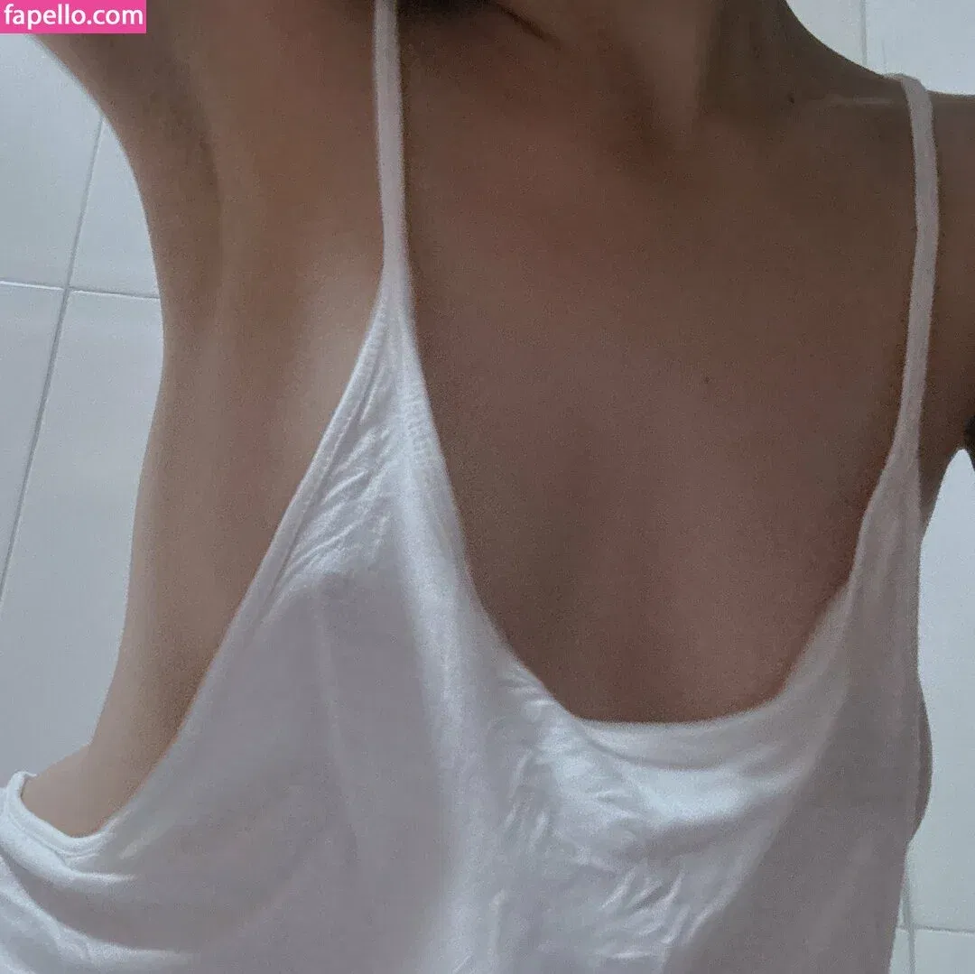 RingoRin Onlyfans Photo Gallery 