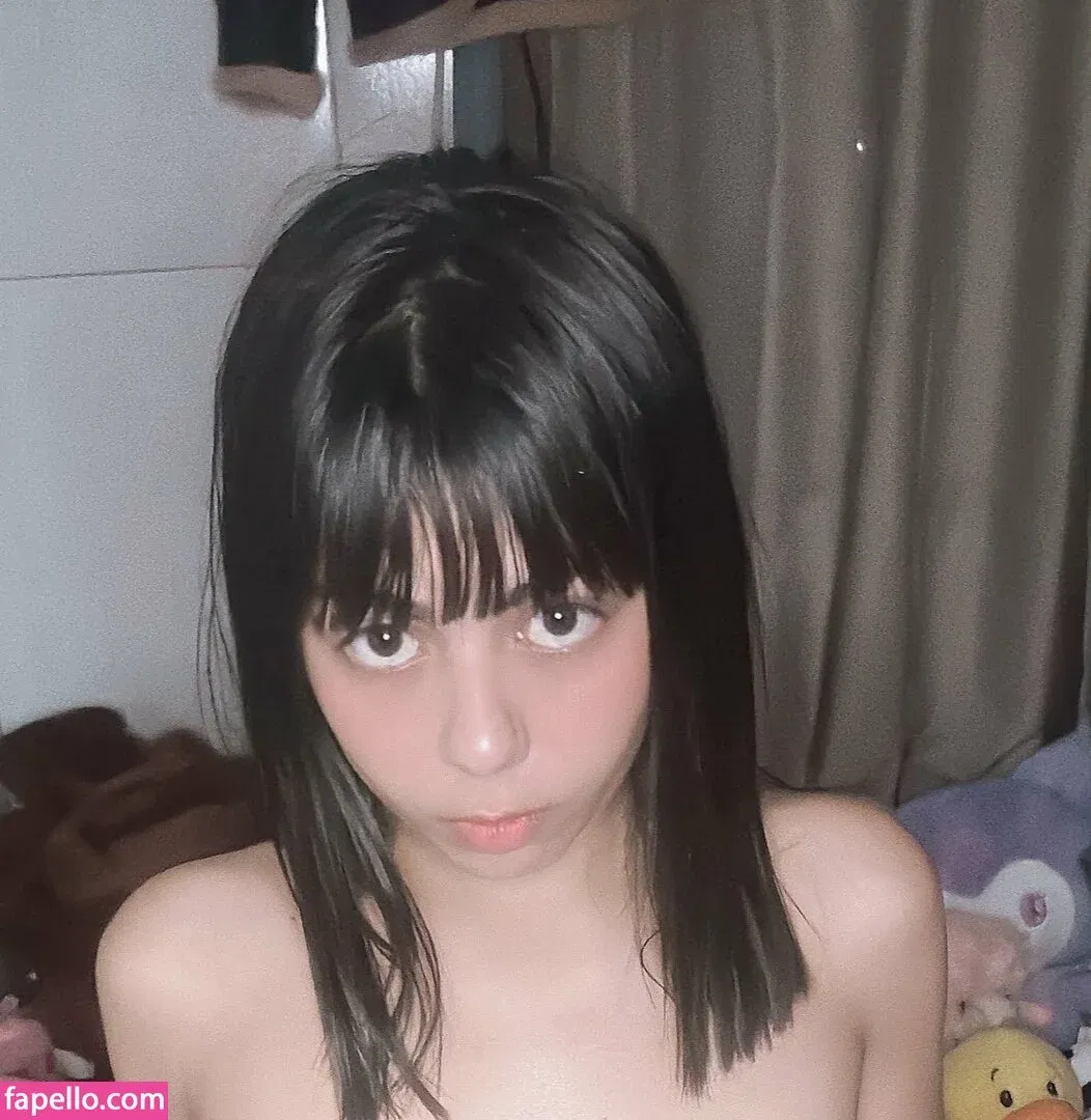 RingoRin Onlyfans Photo Gallery 