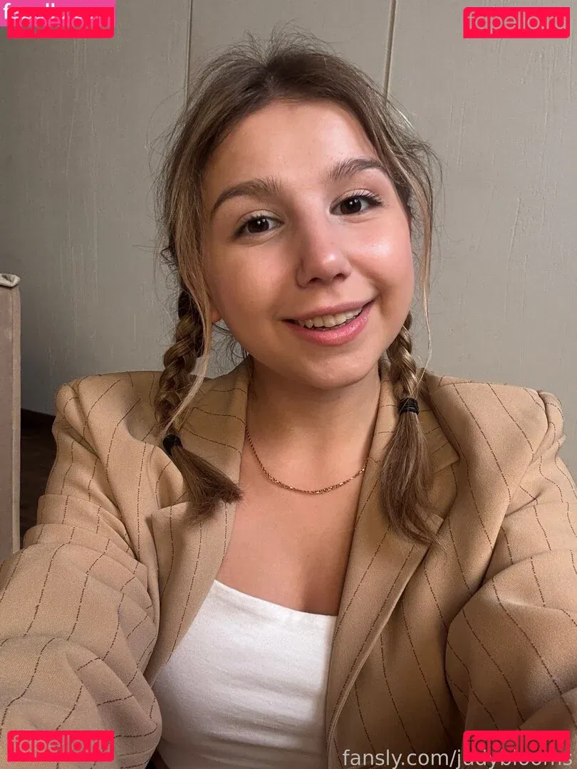 judyblooms Onlyfans Photo Gallery 