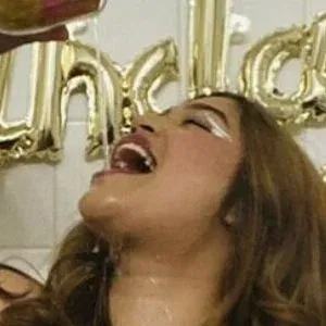 Kay Van Onlyfans Photo Gallery 