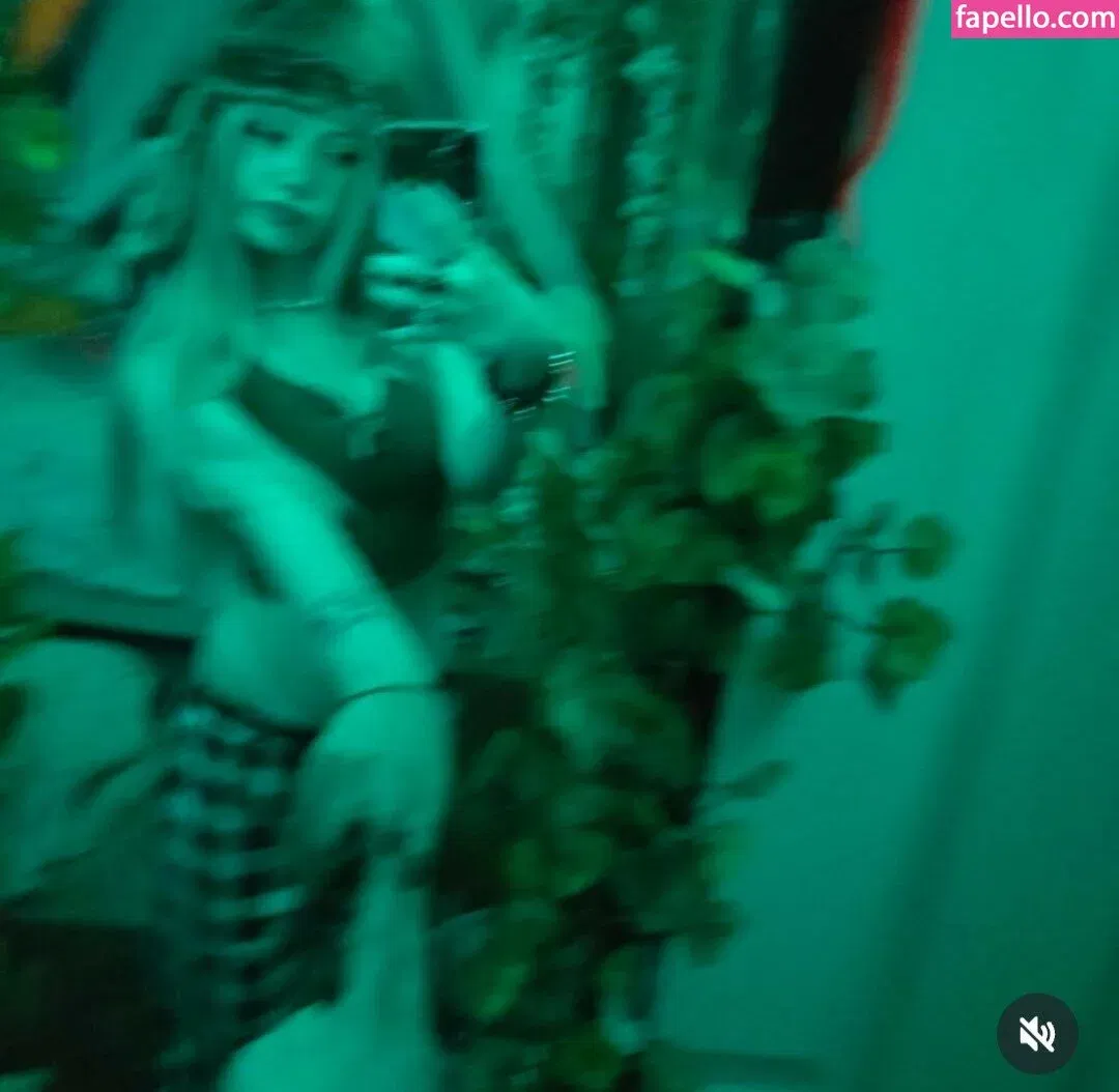 pipssqueakss Onlyfans Photo Gallery 