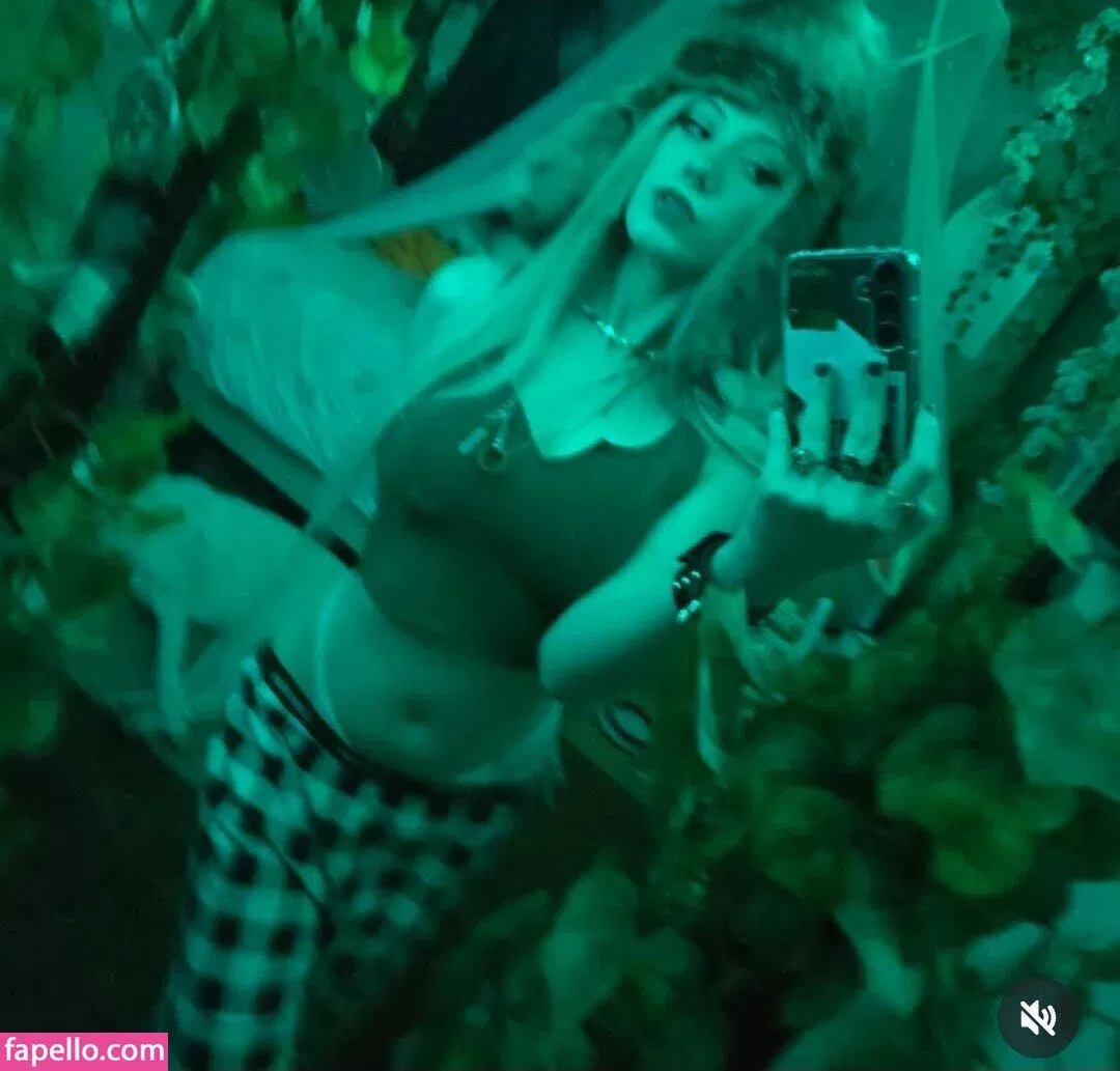 pipssqueakss Onlyfans Photo Gallery 