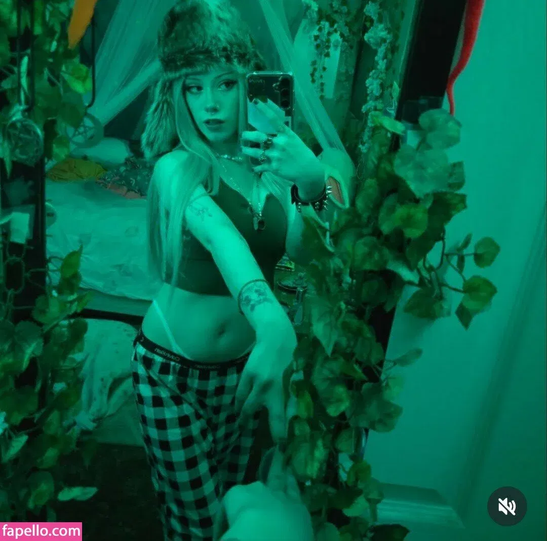 pipssqueakss Onlyfans Photo Gallery 