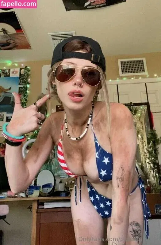 pipssqueakss Onlyfans Photo Gallery 