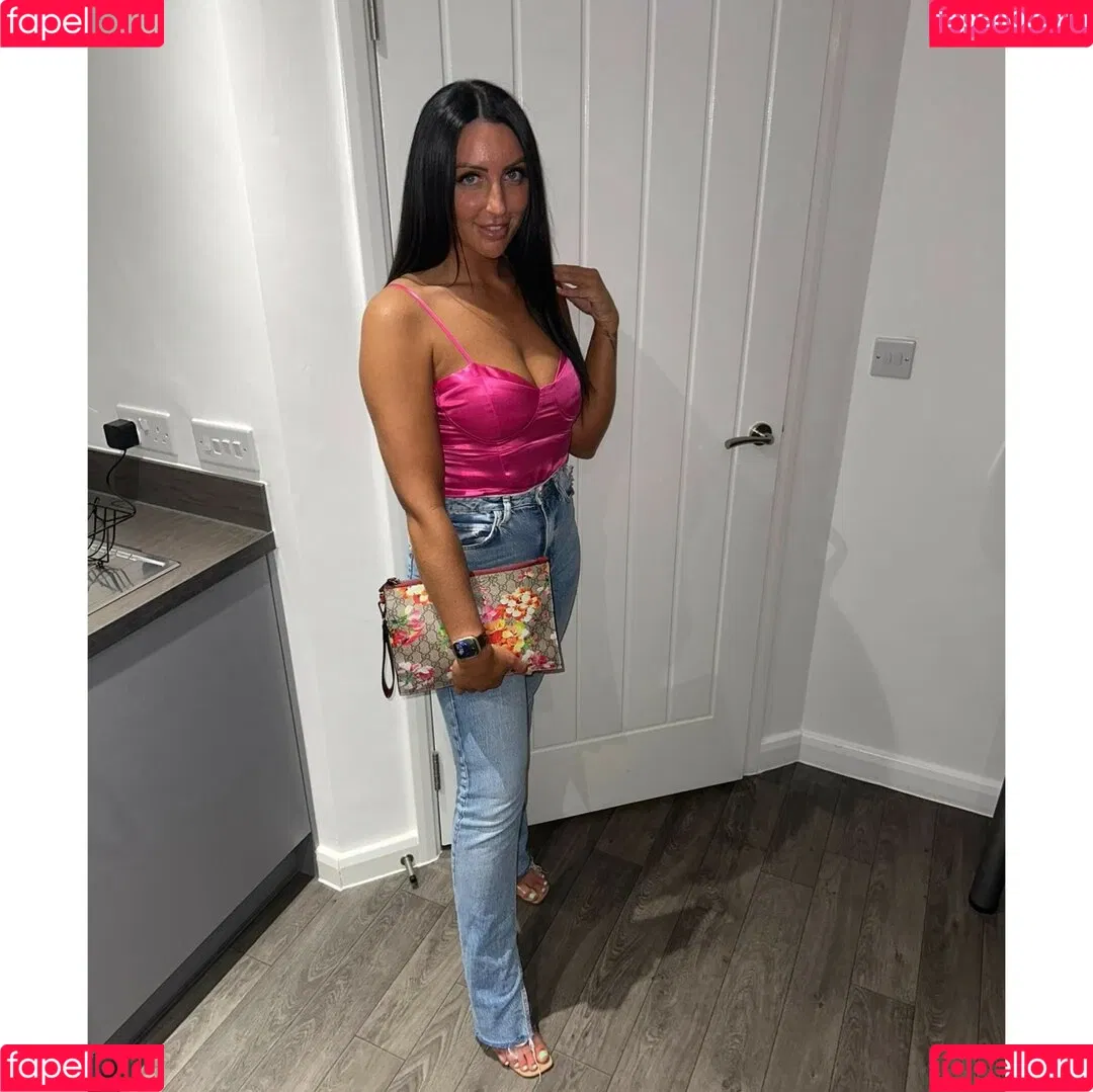 Popping Candy Onlyfans Photo Gallery 