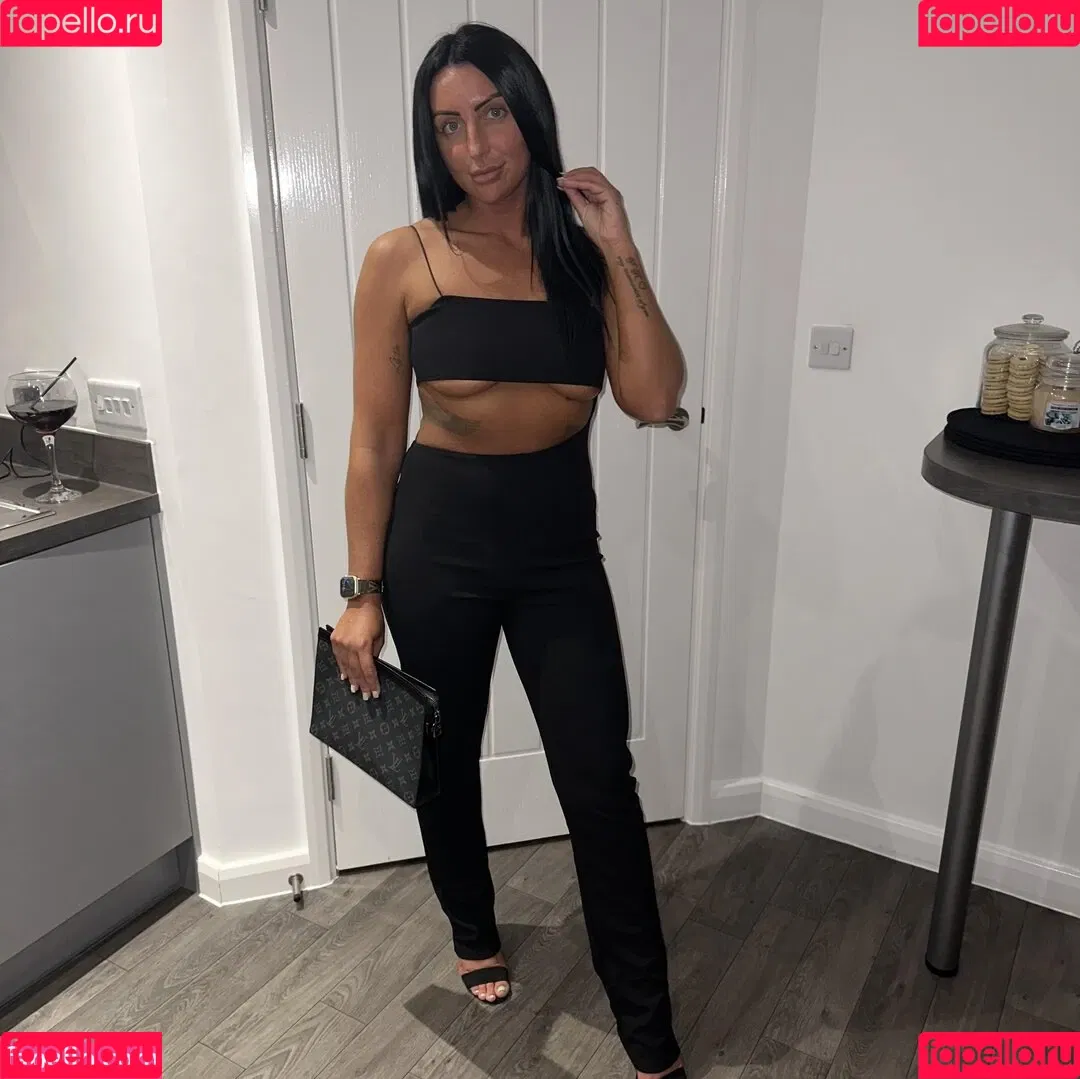 Popping Candy Onlyfans Photo Gallery 