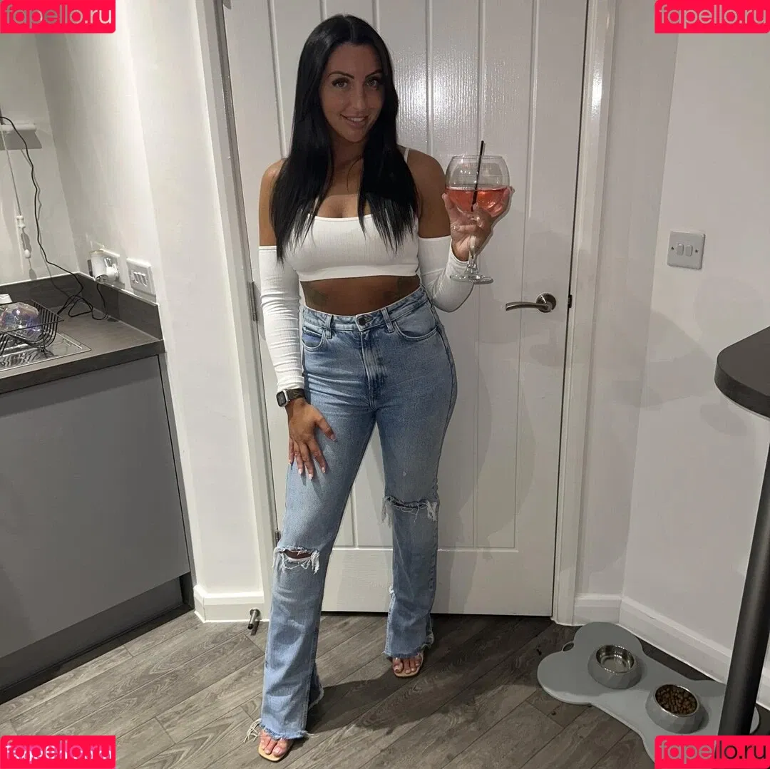 Popping Candy Onlyfans Photo Gallery 
