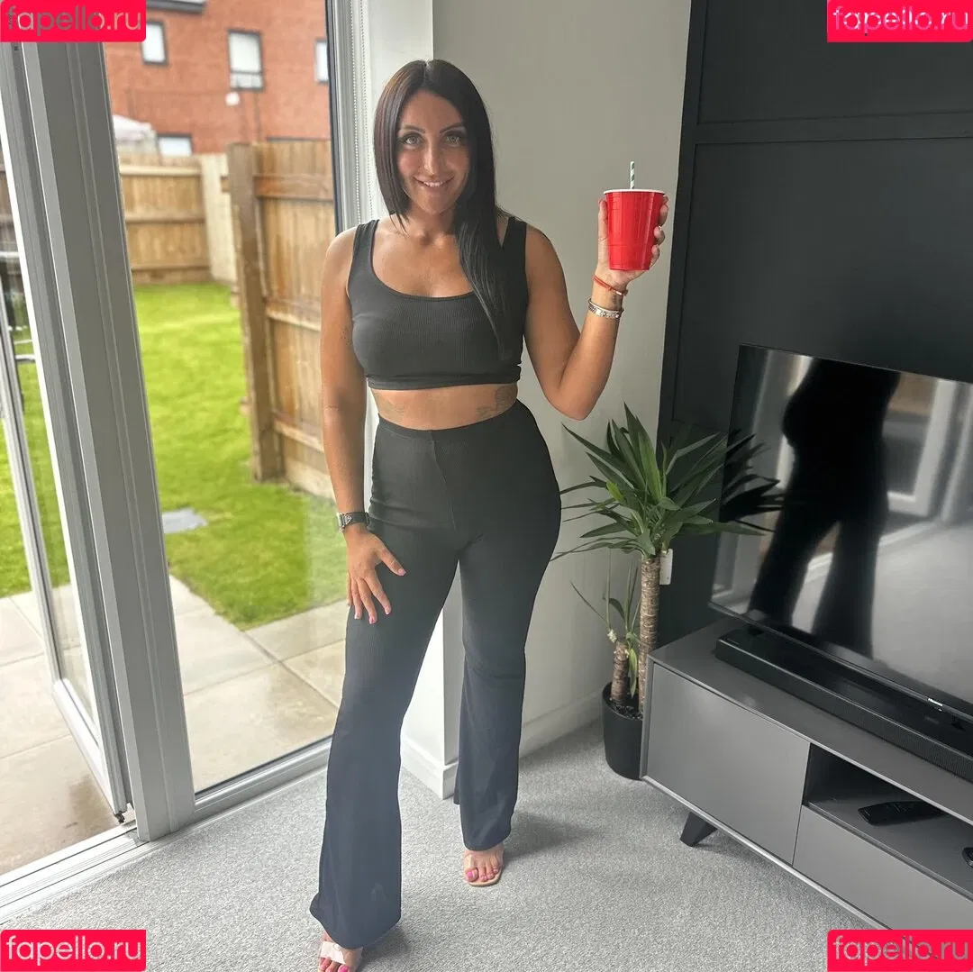 Popping Candy Onlyfans Photo Gallery 