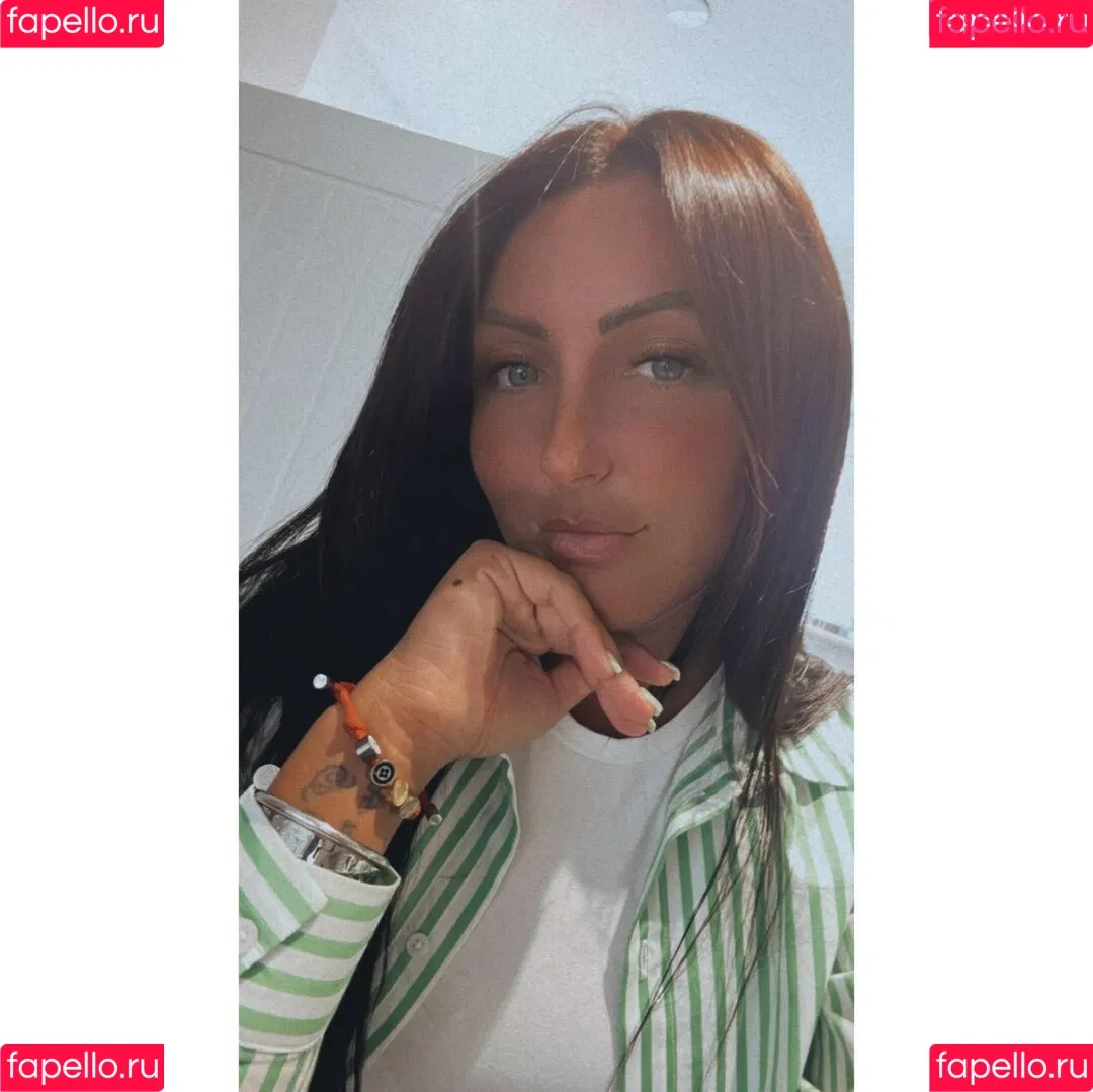 Popping Candy Onlyfans Photo Gallery 