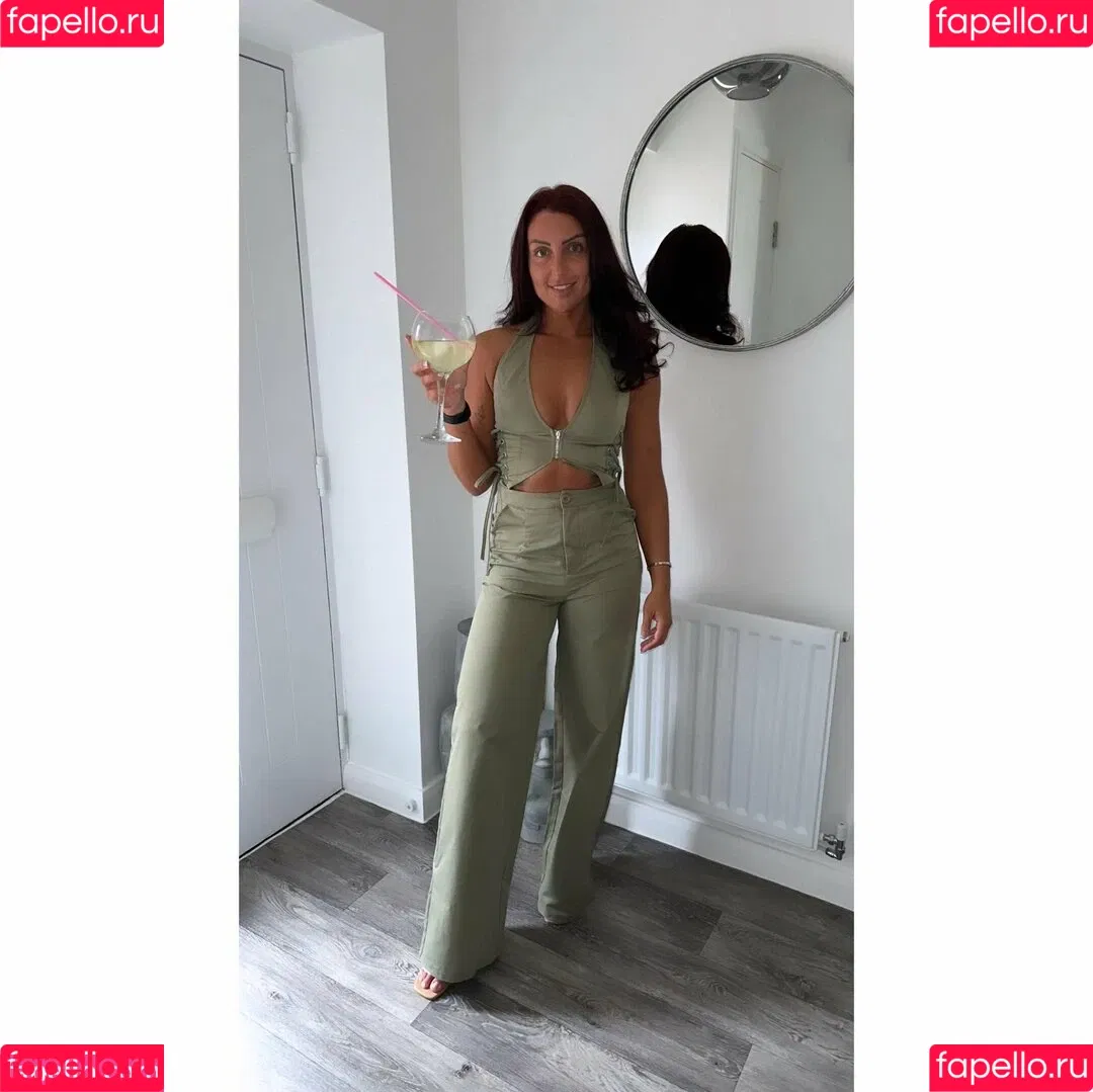 Popping Candy Onlyfans Photo Gallery 