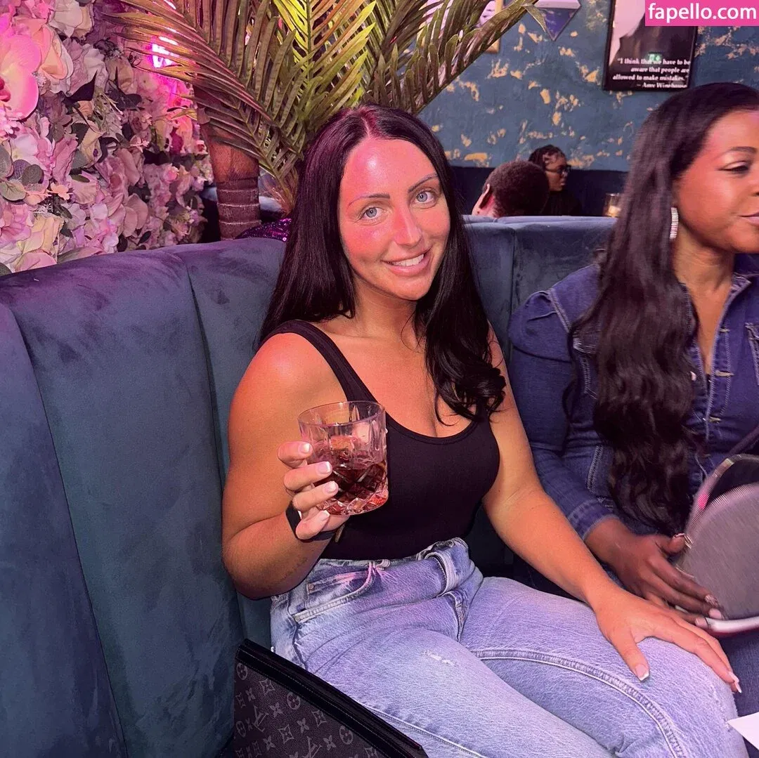 Popping Candy Onlyfans Photo Gallery 