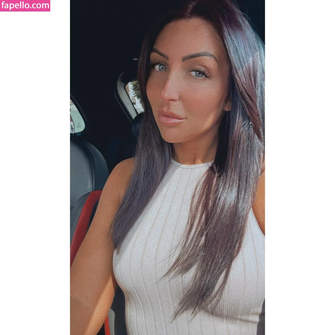 Popping Candy Onlyfans Photo Gallery 