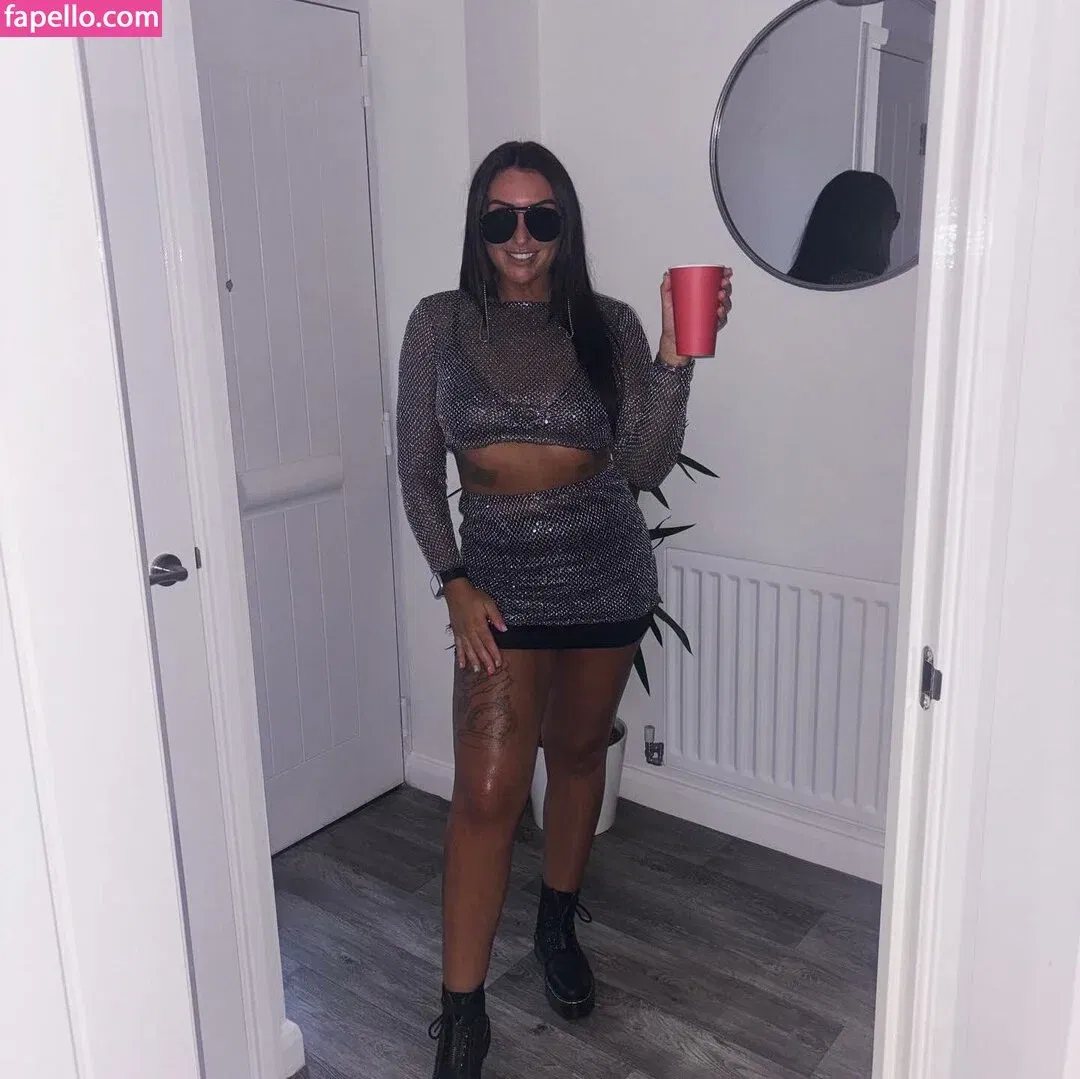 Popping Candy Onlyfans Photo Gallery 