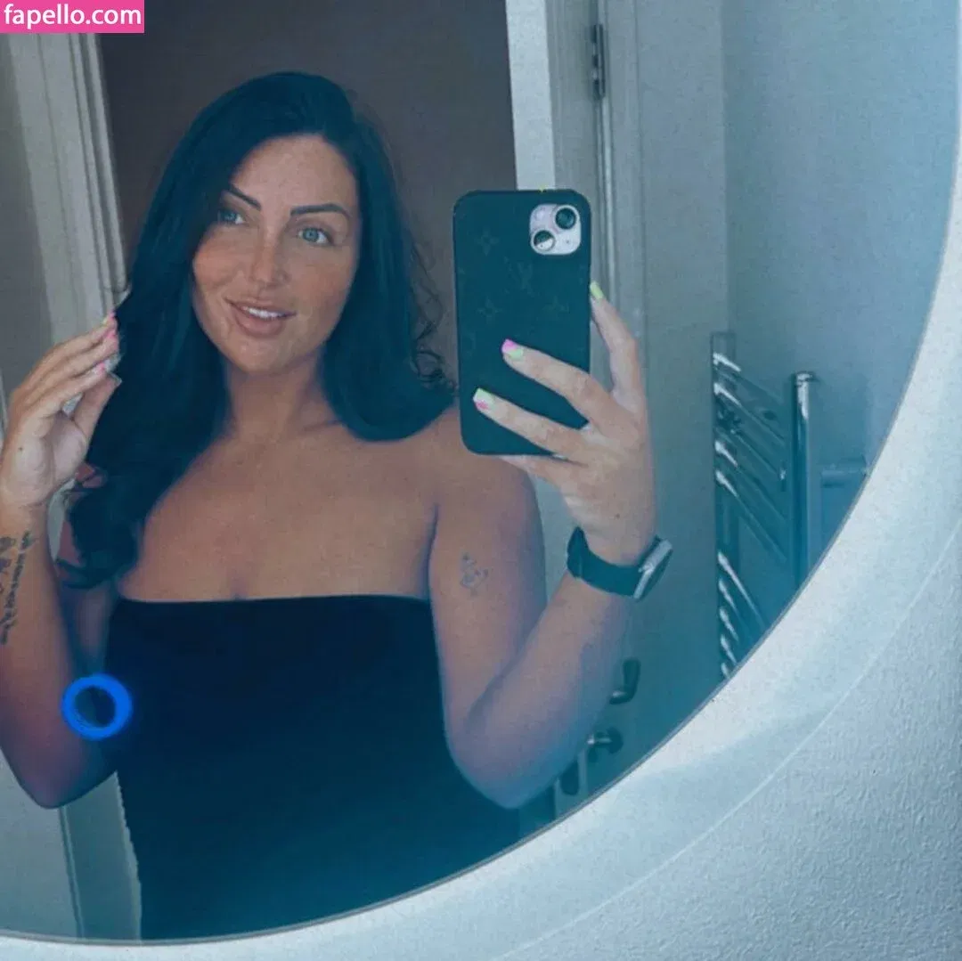 Popping Candy Onlyfans Photo Gallery 