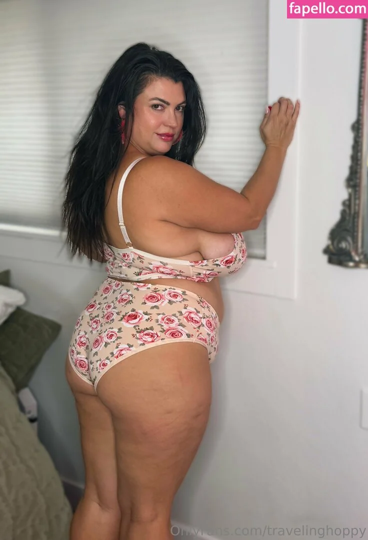 Traveling Hoppy Onlyfans Photo Gallery 