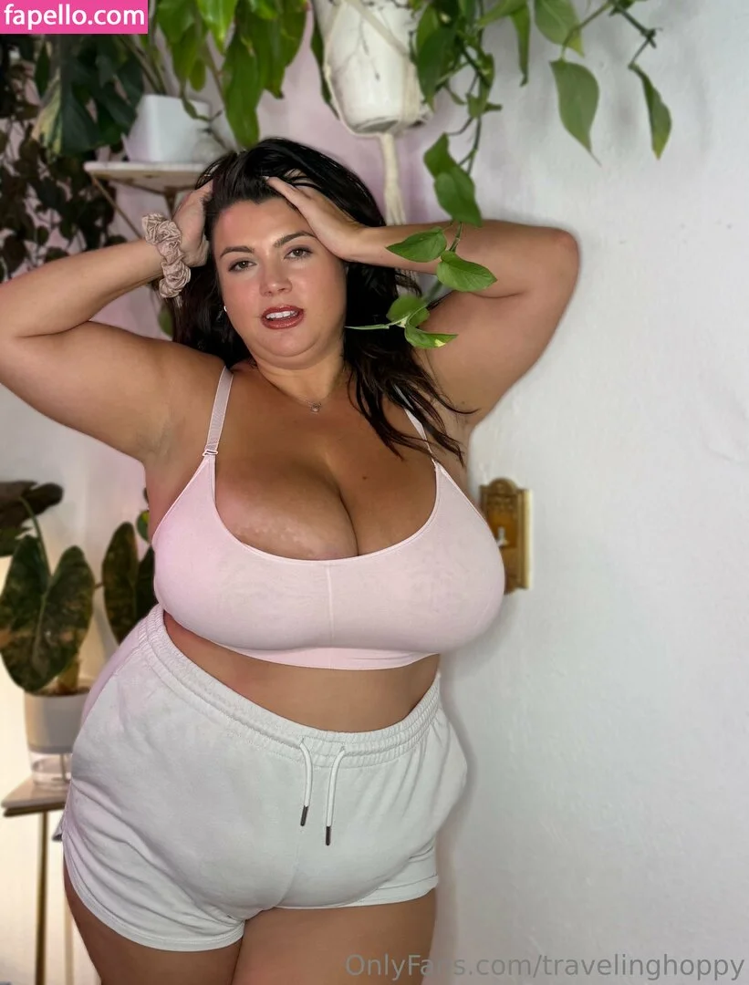 Traveling Hoppy Onlyfans Photo Gallery 