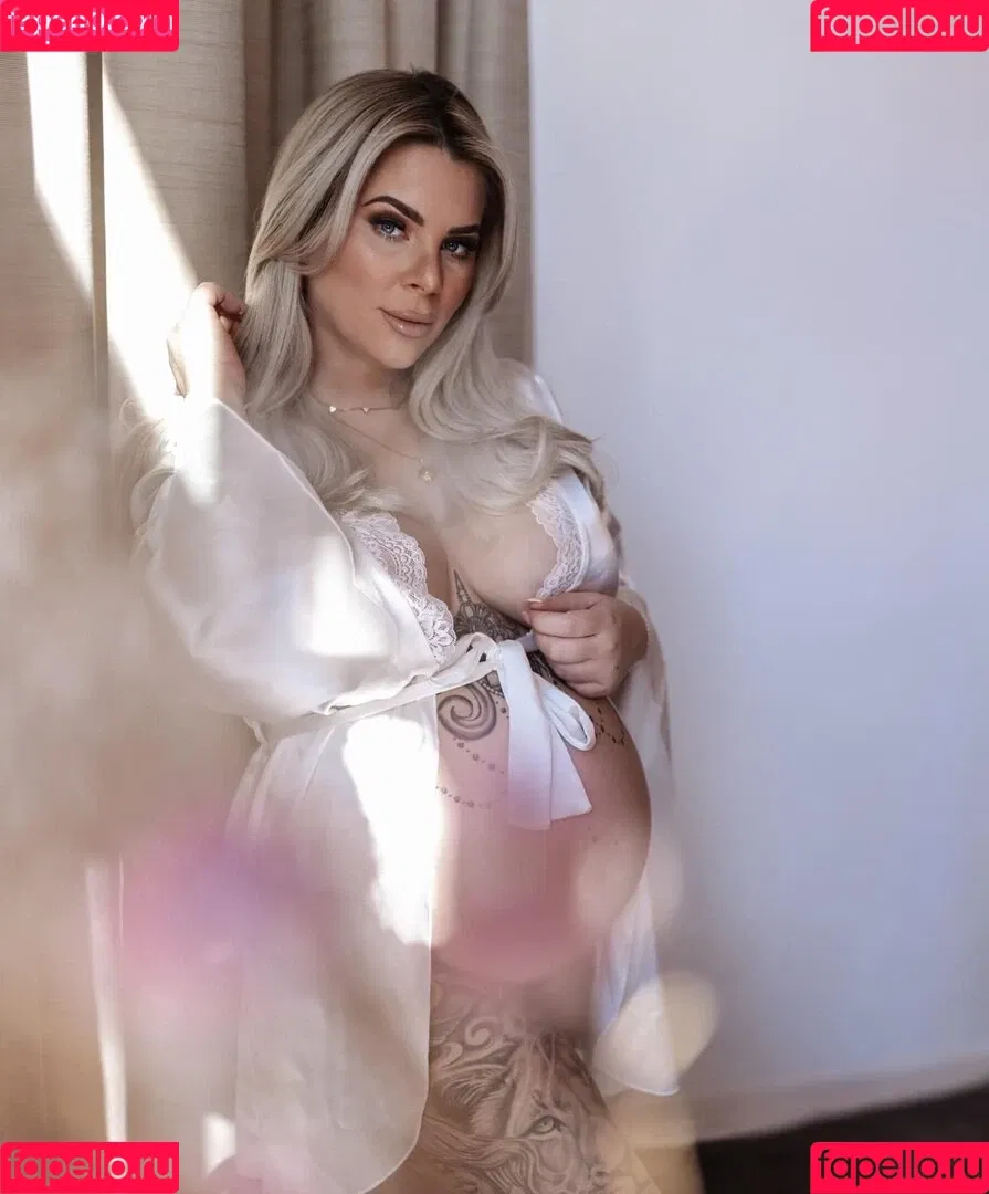 Jenny Frankhauser Onlyfans Photo Gallery 