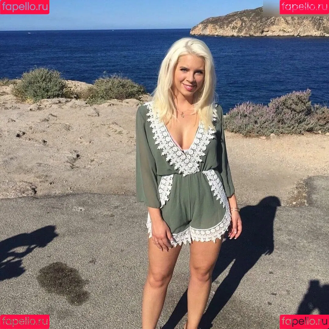 Jenny Frankhauser Onlyfans Photo Gallery 
