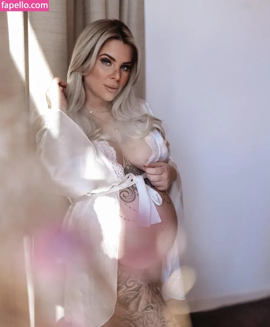 Jenny Frankhauser Onlyfans Photo Gallery 