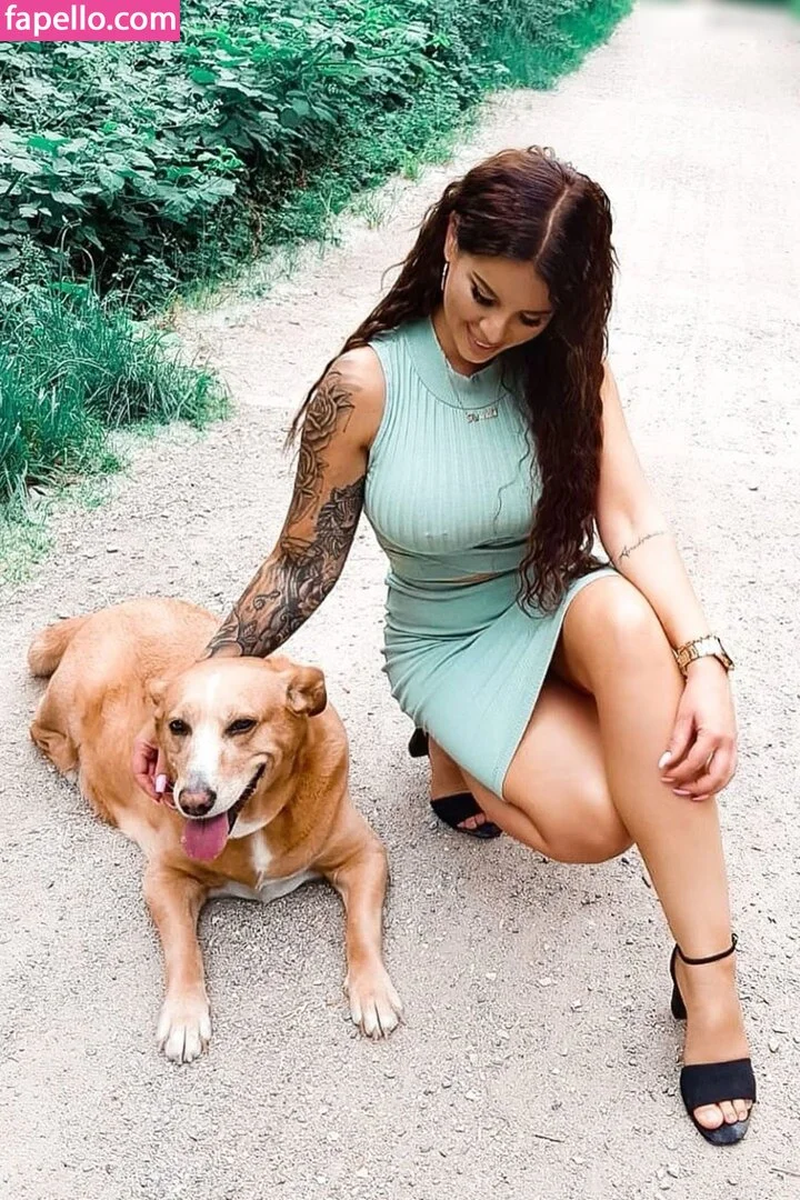 Jenny Frankhauser Onlyfans Photo Gallery 