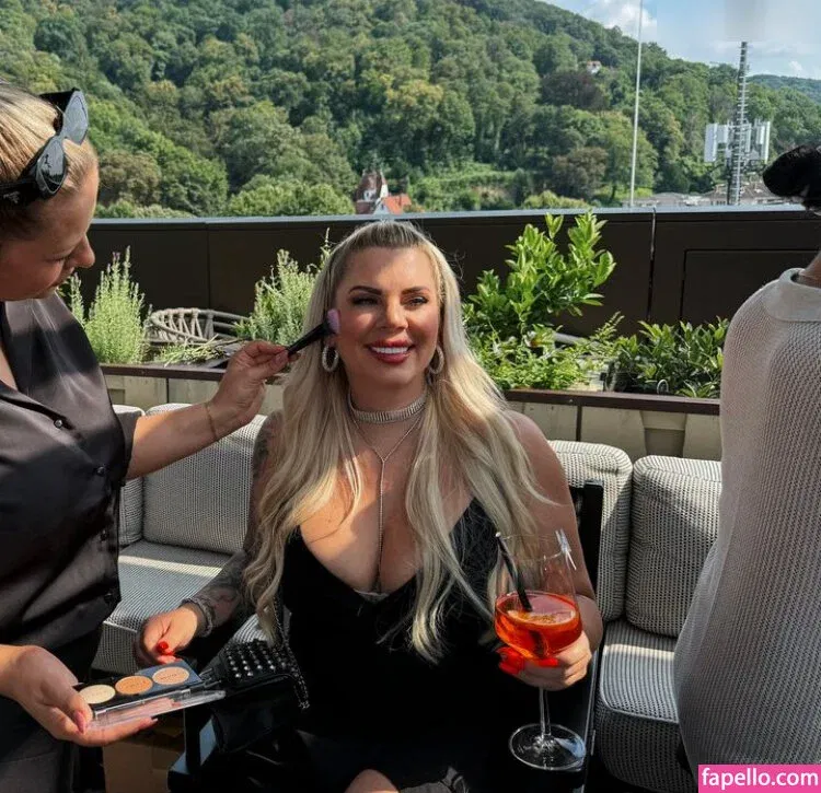 Jenny Frankhauser Onlyfans Photo Gallery 