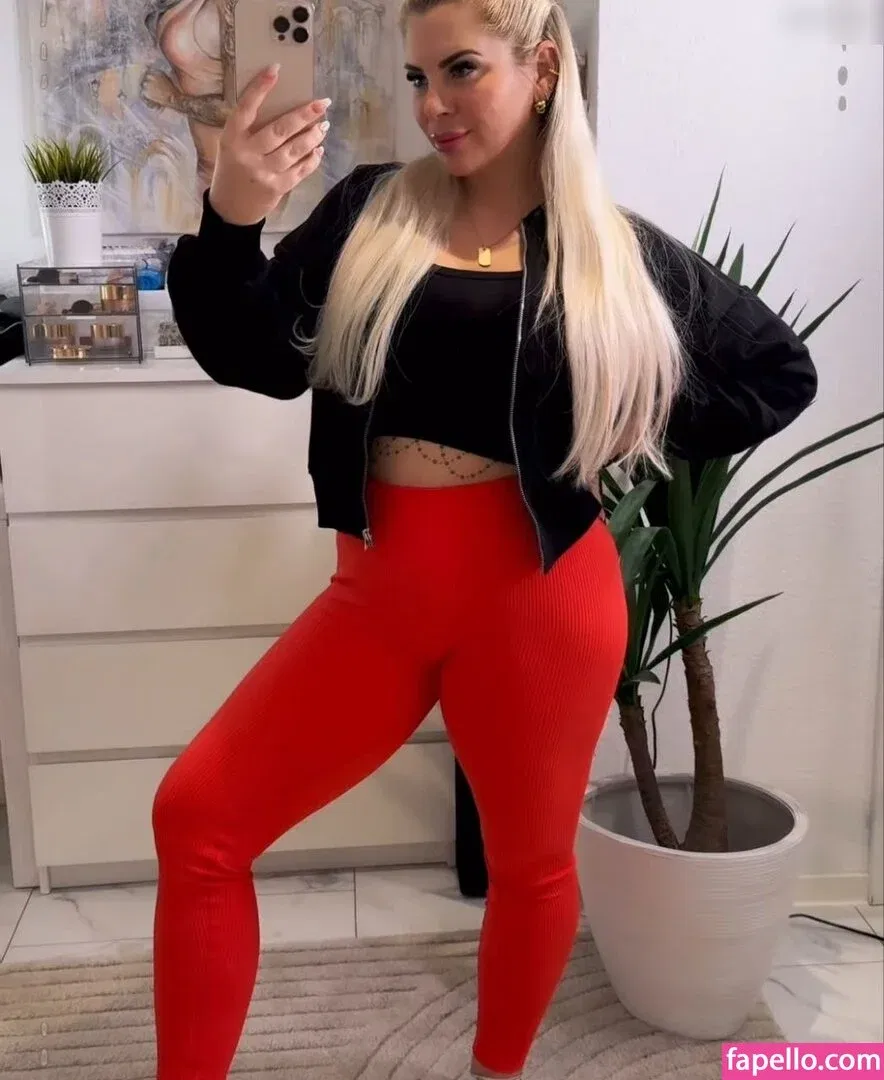 Jenny Frankhauser Onlyfans Photo Gallery 