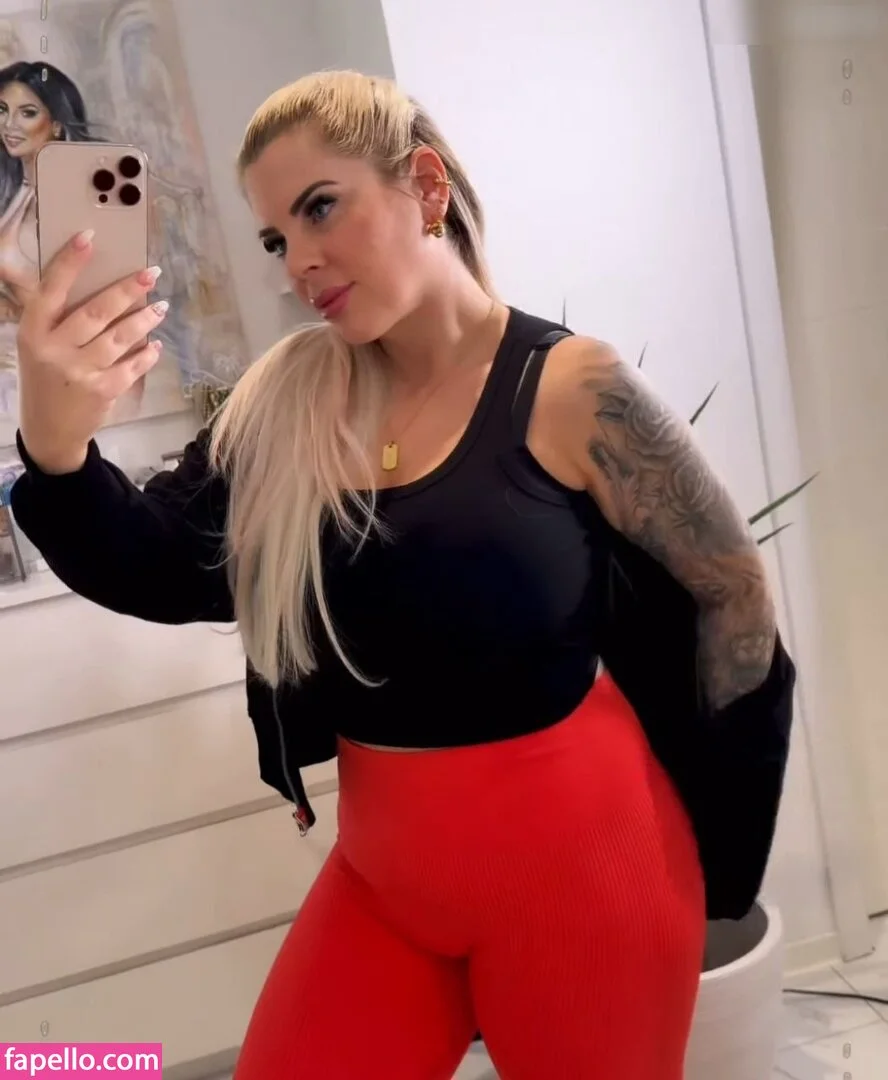 Jenny Frankhauser Onlyfans Photo Gallery 