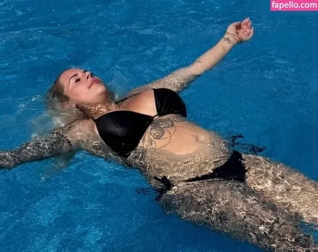 Jenny Frankhauser Onlyfans Photo Gallery 