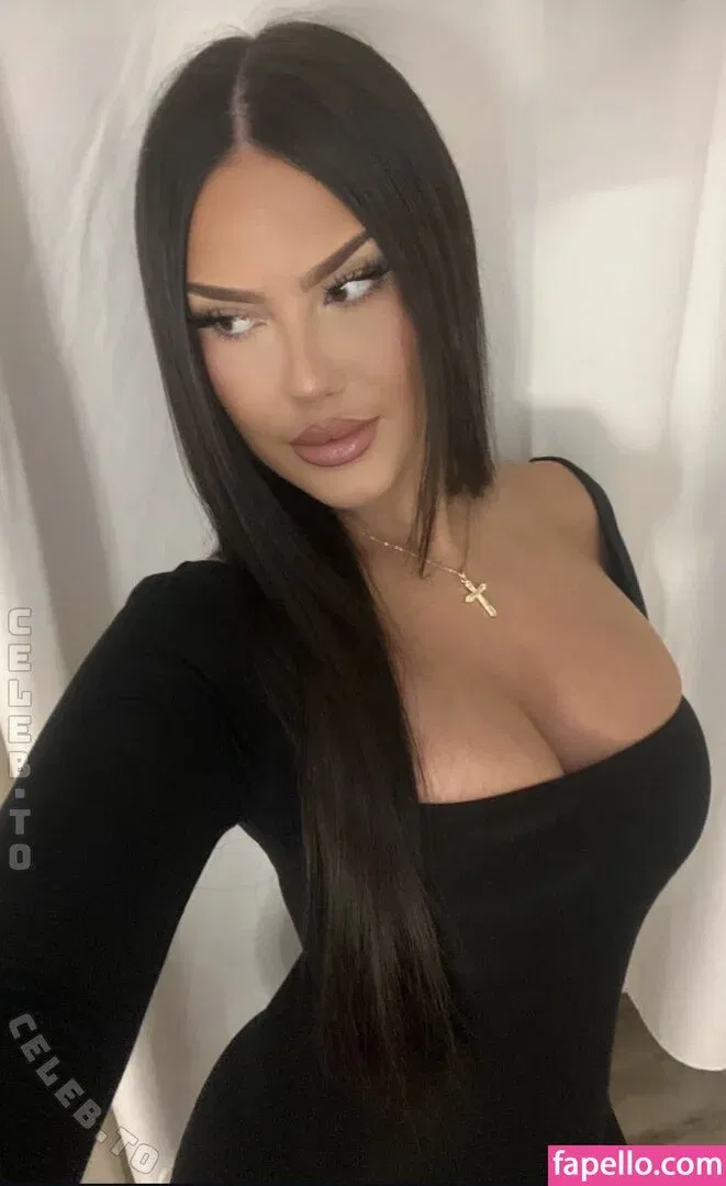 mariaruizzb Onlyfans Photo Gallery 