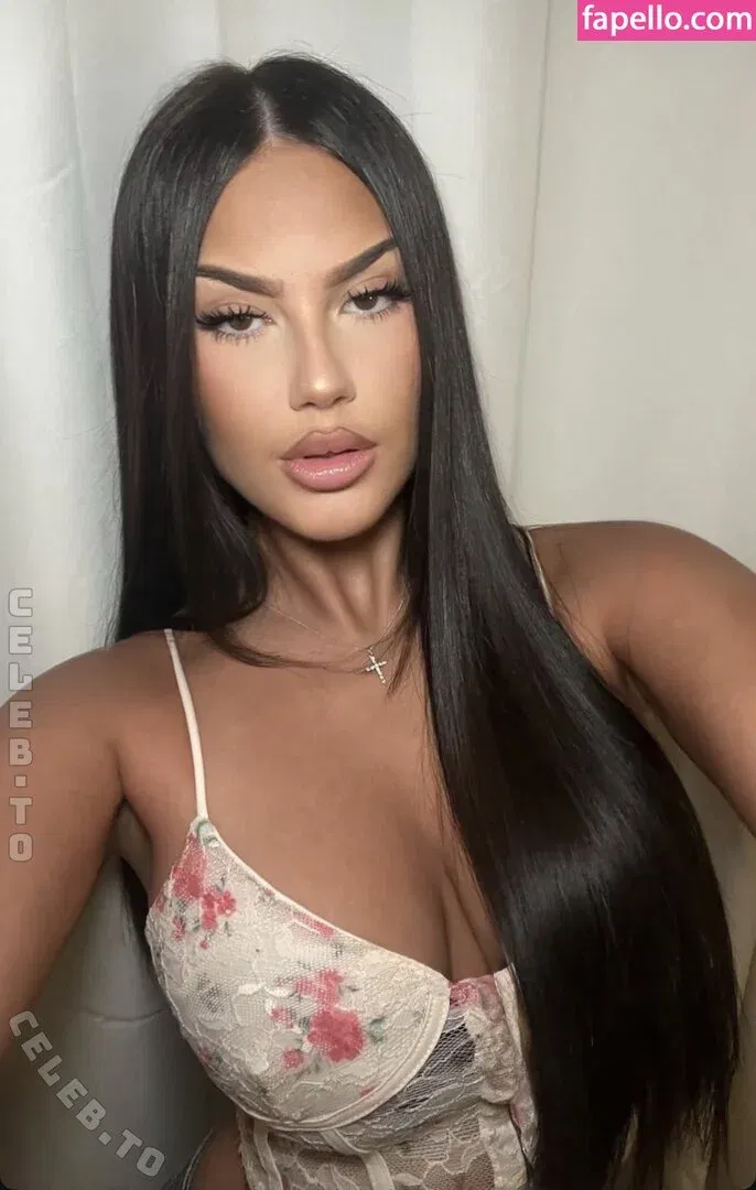 mariaruizzb Onlyfans Photo Gallery 