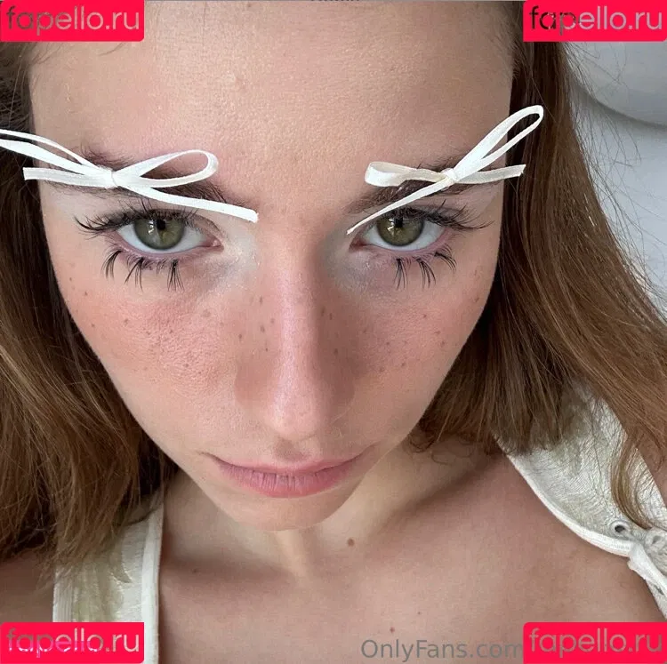 Ann Mlyg0n Onlyfans Photo Gallery 