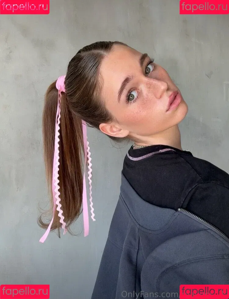 Ann Mlyg0n Onlyfans Photo Gallery 